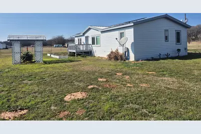 438 Silver River Road, Gholson, TX 76705 - Photo 4