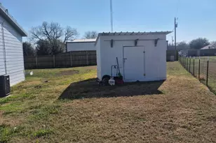 438 Silver River Rd, Gholson, TX 76705 - Photo 36