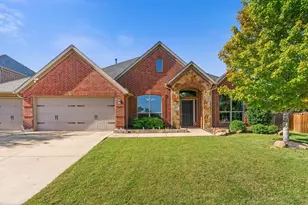 437 Hackworth St, Roanoke, TX 76262 - Photo 1