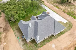 2013 Forest Bridge Dr, Azle, TX 76020 - Photo 38