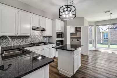 1104 Elk Trail, Carrollton, TX 75007 - Photo 6