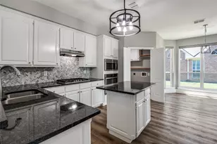 1104 Elk Trail, Carrollton, TX 75007 - Photo 6