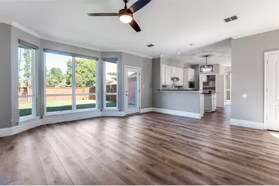 1104 Elk Trail, Carrollton, TX 75007 - Photo 4