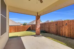 517 Highmoor Ct, Oak Point, TX 75068 - Photo 36