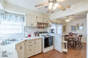 1934 N Mockingbird Ln, Abilene, TX 79603 - Photo 18