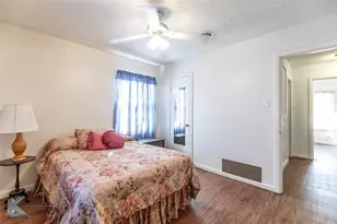 1934 N Mockingbird Ln, Abilene, TX 79603 - Photo 8