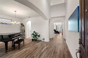 4519 Forest Bend Ct, Garland, TX 75040 - Photo 4