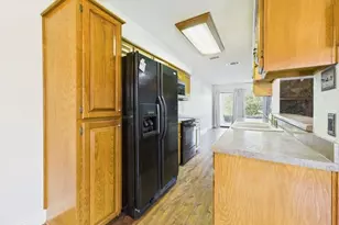 849 S Gun Barrel Ln, Gun Barrel City, TX 75156 - Photo 8