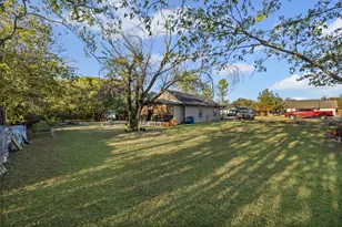 406 S Llano St, Whitney, TX 76692 - Photo 16