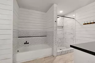 200 Dunn St, Waxahachie, TX 75165 - Photo 20