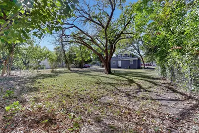200 Dunn Street, Waxahachie, TX 75165 - Photo 34