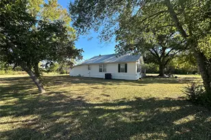 492 Lcr 431, Mexia, TX 76667 - Photo 2
