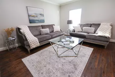 605 E Graham Street, McKinney, TX 75069 - Photo 4