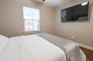 605 E Graham St, McKinney, TX 75069 - Photo 14
