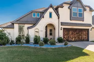 1566 Harrison Cir, Waxahachie, TX 75165 - Photo 2