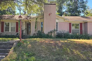 1314 S Azalea Dr, Tyler, TX 75701 - Photo 1