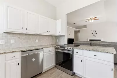 10245 Sunset View Drive, Fort Worth, TX 76108 - Photo 12