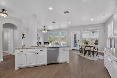 9505 Meadowpark Drive, Denton, TX 76226 - Photo 10