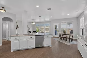 9505 Meadowpark Dr, Denton, TX 76226 - Photo 10