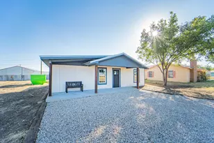 905 W 5th St, Breckenridge, TX 76424 - Photo 28