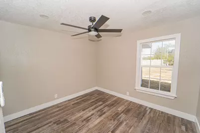 905 W Fifth Street, Breckenridge, TX 76424 - Photo 8