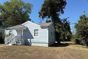 2781 Locust Ave, Dallas, TX 75216 - Photo 2