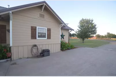 261 Red Road, Howe, TX 75459 - Photo 6