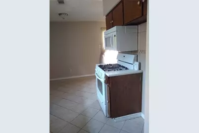 501 Bay Shore Drive, Garland, TX 75040 - Photo 8