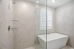 1013 Karis Blvd, Crowley, TX 76036 - Photo 12