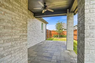 1013 Karis Blvd, Crowley, TX 76036 - Photo 28