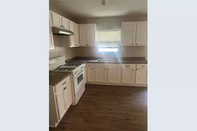 701 Hulme Street, Bowie, TX 76230 - Photo 4