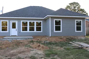 605 N College St, Malakoff, TX 75148 - Photo 2