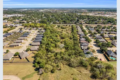 485 S Magnolia Street, Crowley, TX 76036 - Photo 16