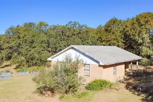 2301 Moseley Rd, Savannah, TX 76227 - Photo 8