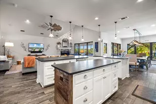 2560 Shady Oaks Cir, Glen Rose, TX 76043 - Photo 16