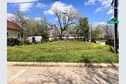 1515 E Peach Street, Fort Worth, TX 76102 - Photo 10