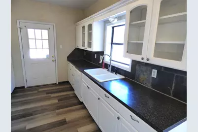 103 S Oaklawn Avenue, Eastland, TX 76448 - Photo 10