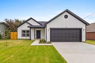 805 Melody Cir, Kaufman, TX 75142 - Photo 1