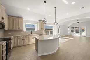 517 Waterford Pk Blvd, Weatherford, TX 76087 - Photo 6