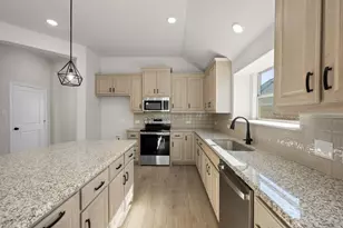 517 Waterford Pk Blvd, Weatherford, TX 76087 - Photo 2