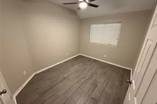 9220 Water Oak Dr, Arlington, TX 76002 - Photo 16