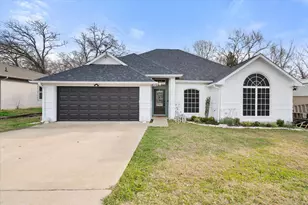 460 Admiral Dr, Gun Barrel City, TX 75156 - Photo 2