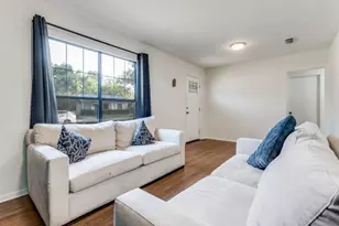 11528 Sinclair Ave, Dallas, TX 75218 - Photo 2