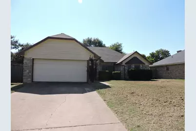 224 Timber Creek Drive, Burleson, TX 76028 - Photo 2