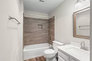 2308 Stonebrook Cir, Carrollton, TX 75007 - Photo 16