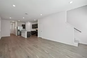 323 Clematis St, Princeton, TX 75407 - Photo 4