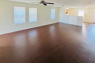 255 Meadowcrest Dr, Terrell, TX 75160 - Photo 2