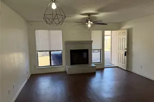 422 W 4th St, Kennedale, TX 76060 - Photo 4