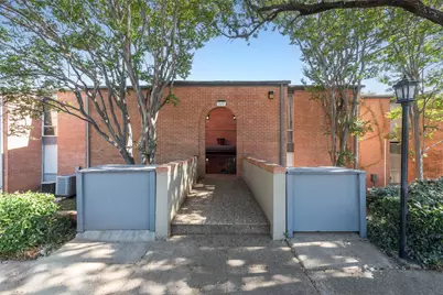 520 E Avenue J #C, Grand Prairie, TX 75050 - Photo 16