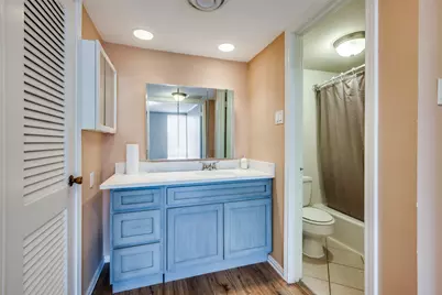 520 E Avenue J #C, Grand Prairie, TX 75050 - Photo 6